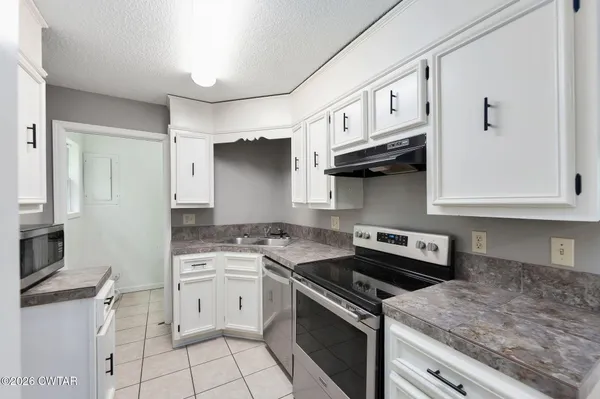 $179,900 | 16 Alberta Cove, Jackson, TN 38305