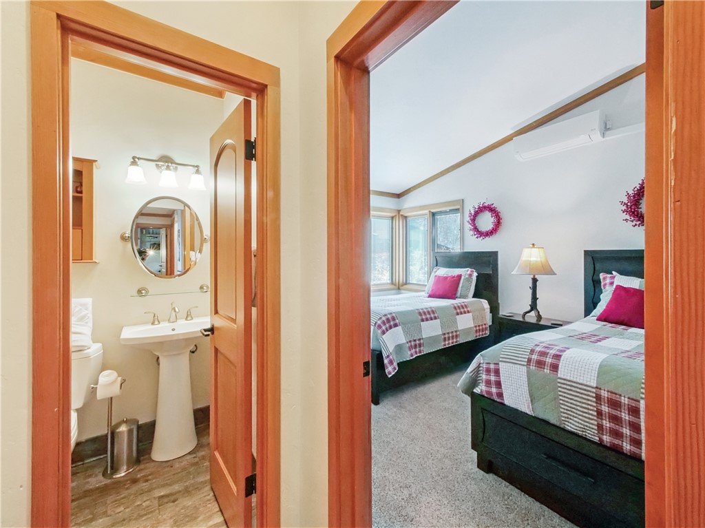 530 Tennis Club Road, Unit 1330 Keystone, CO 80435 - Photo 15 of 35 Main Floor Bathroom and Bedroom