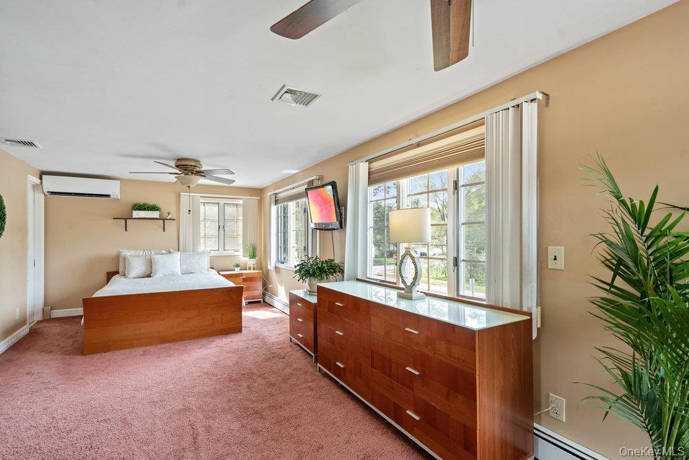 939 Manor Lane Bay Shore, NY 11706 - Photo 26 of 47