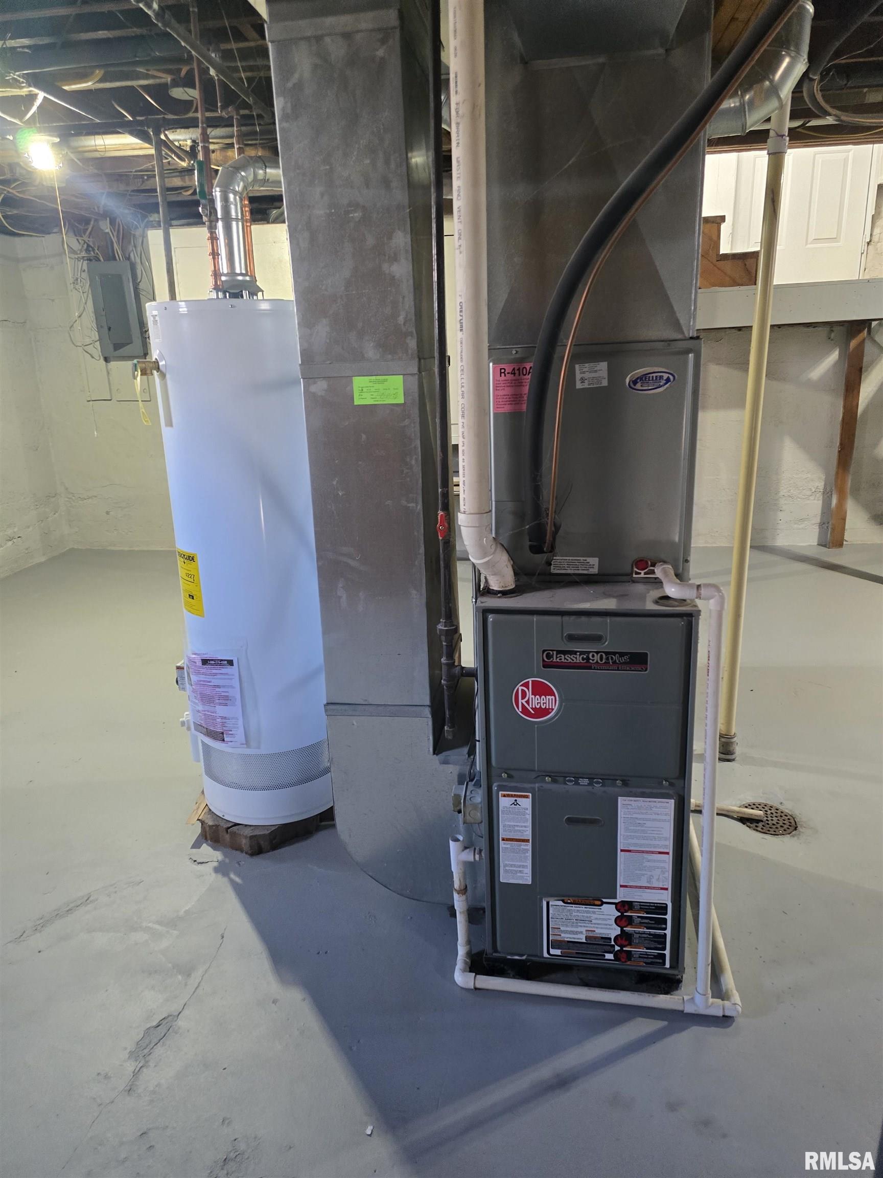 1022 Market Street Pekin, IL 61554 - Photo 16 of 17