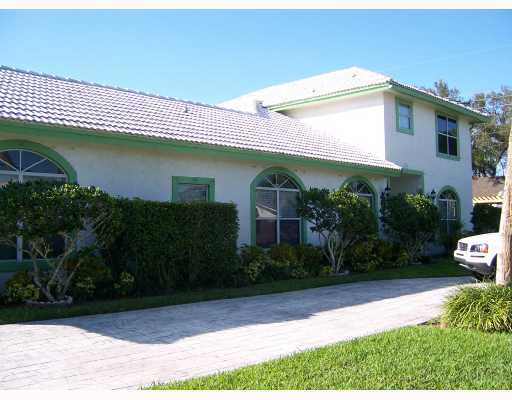 1797 Isabel Rd Oeste Boca Raton, FL 33486 - Photo 1 of 14 Primary Photo
