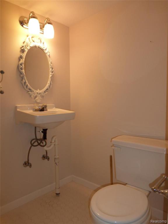 157 West Drahner Road Oxford, MI 48371 - Photo 18 of 21