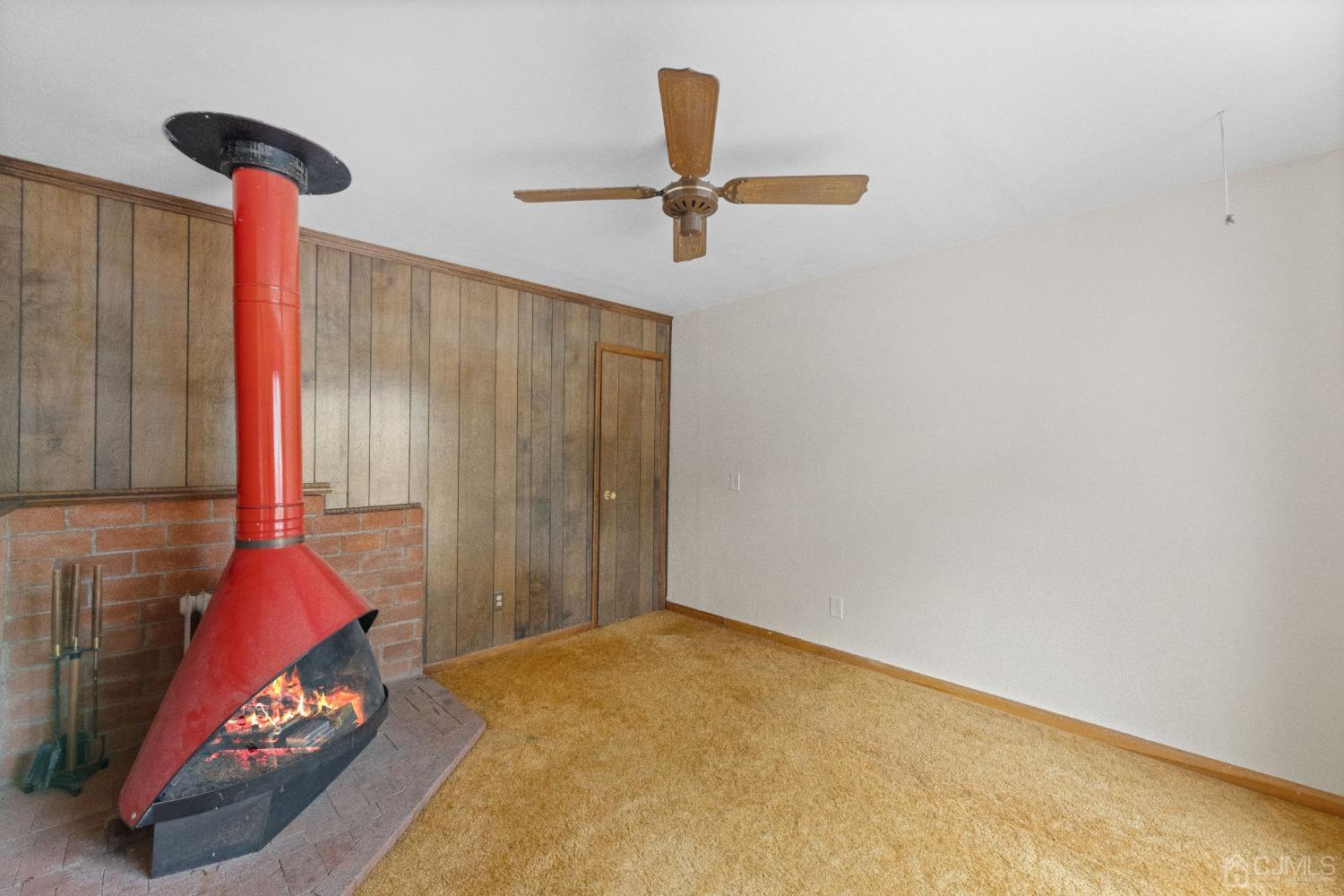 25 Oxford Road Colonia, NJ 07067 - Photo 17 of 26 Gallery Image 17