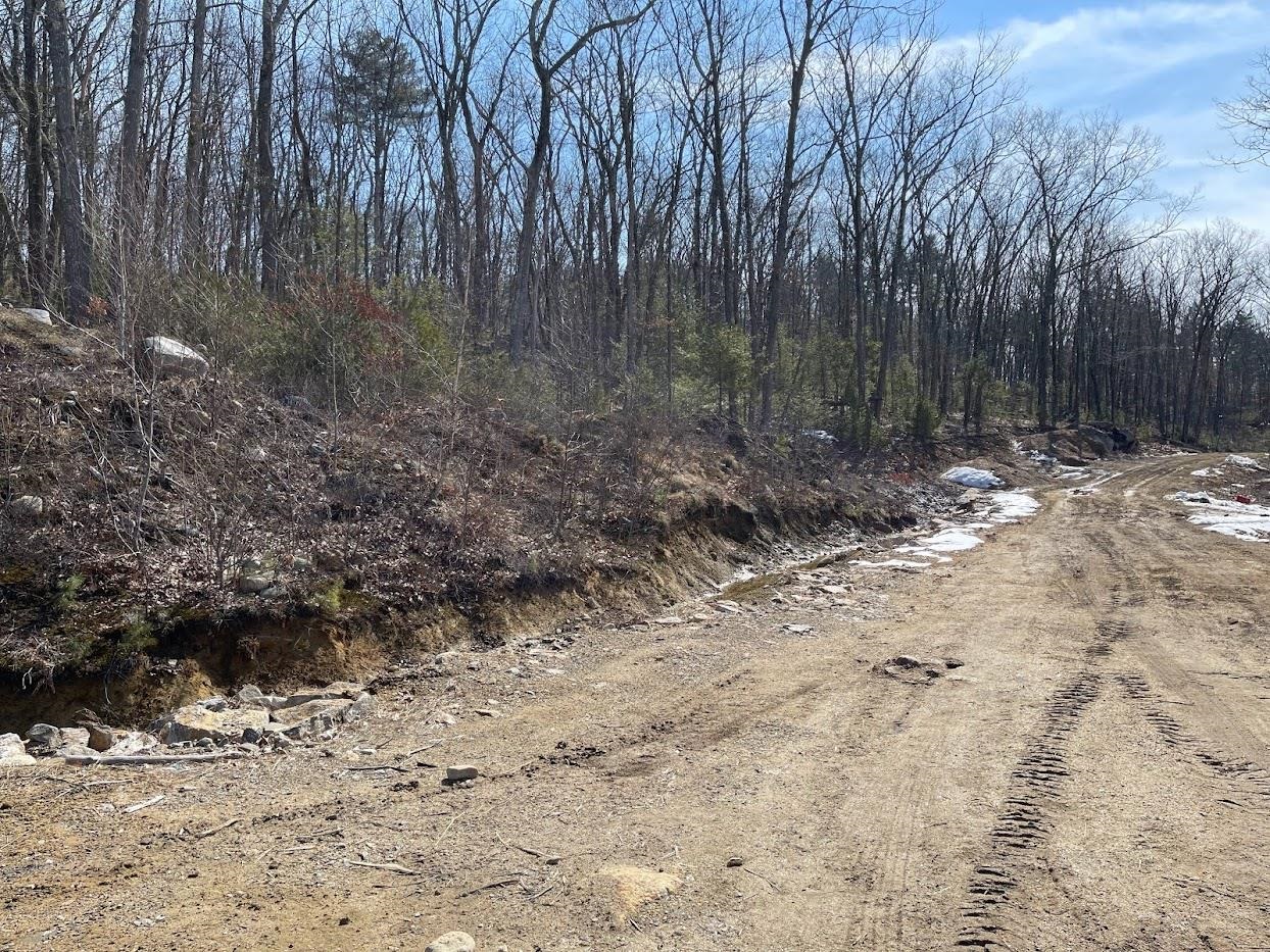 233 Goffstown Back Road Goffstown, NH 03045 - Photo 7 of 12