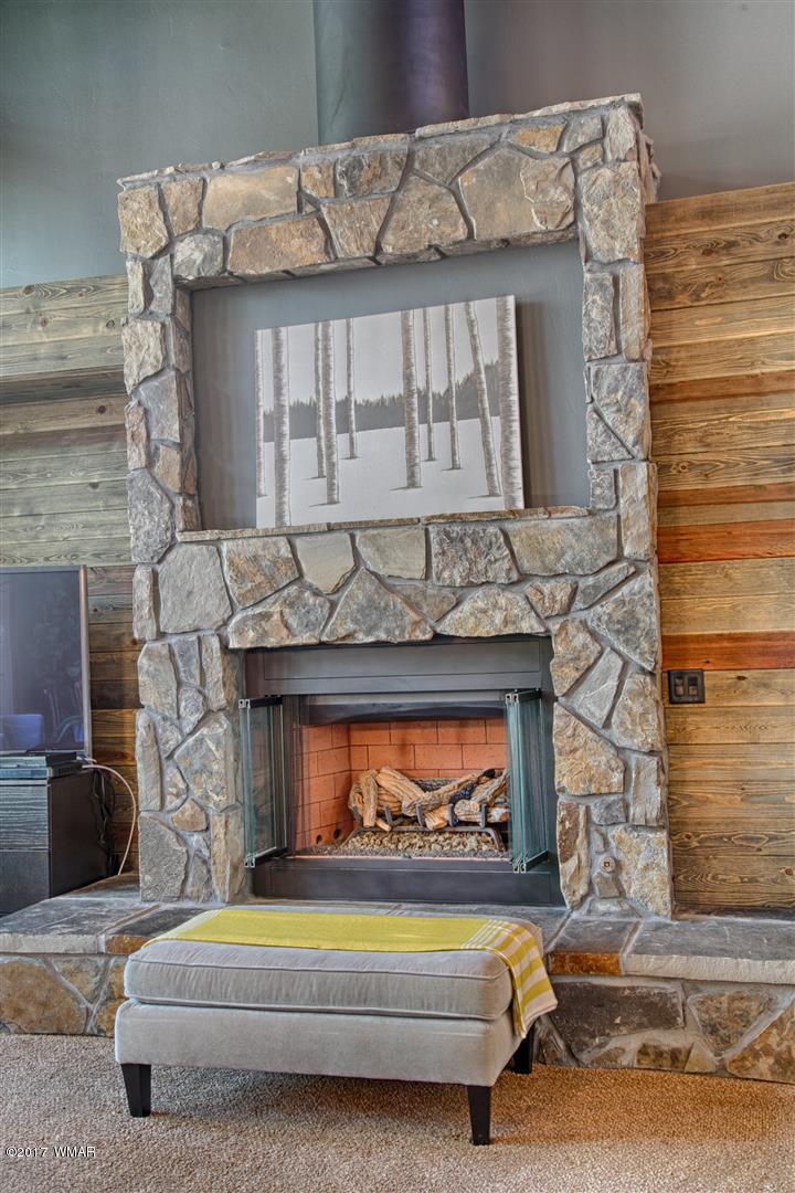 4180 West Falling Leaf Road Show Low, AZ 85901 - Photo 9 of 46 Gallery Image 9