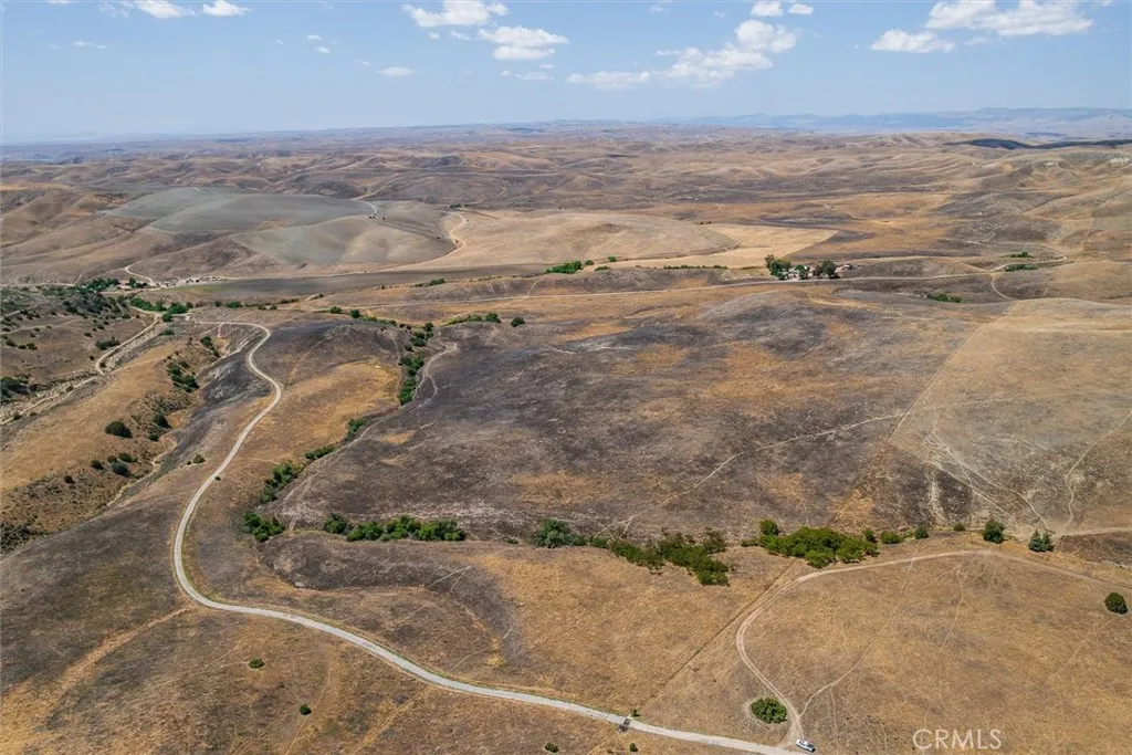0 Gillis Cyn Road Shandon, CA 93461 - Photo 37 of 53 a view of beach and ocean