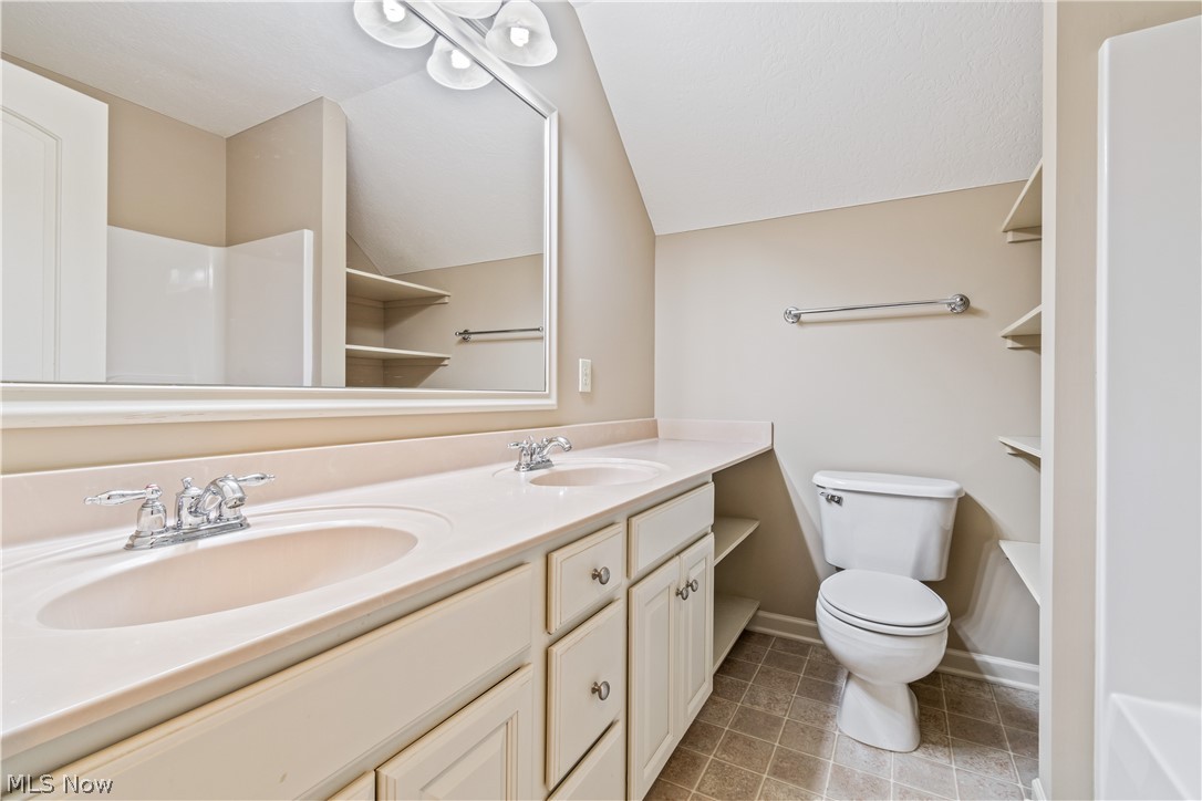 2832 Shallowford Road Northeast Canton, OH 44721 - Photo 21 of 32 Gallery Image 21