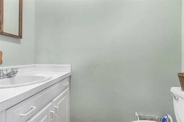 $800,000 | 26094 Highway 383, Kinder, LA 70648