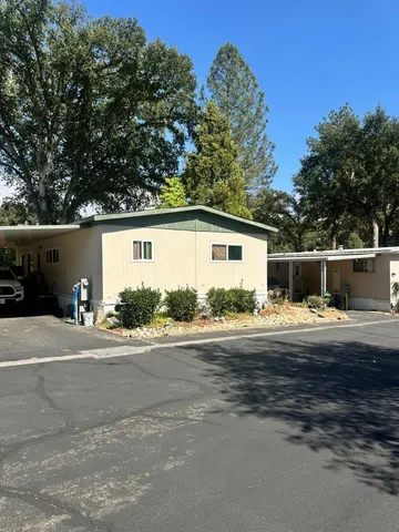 $82,000 | 39678 Road 425B, Unit 90, Oakhurst, CA 93644