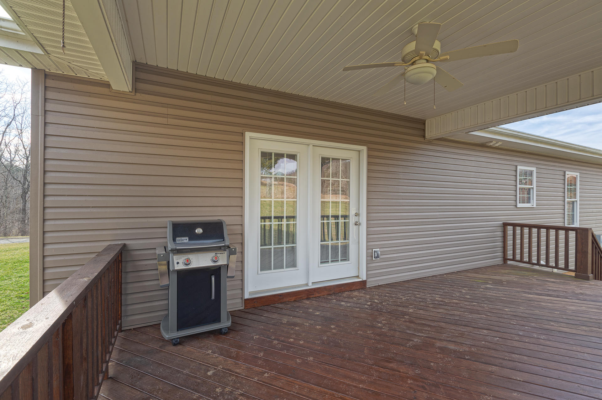 180 Ridgley Lane Fincastle, VA 24090 - Photo 22 of 25 Great for entertaining or relaxing