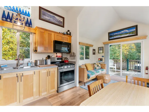 $475,000 | 372 Wind Mountain Road, Stevenson, WA 98648