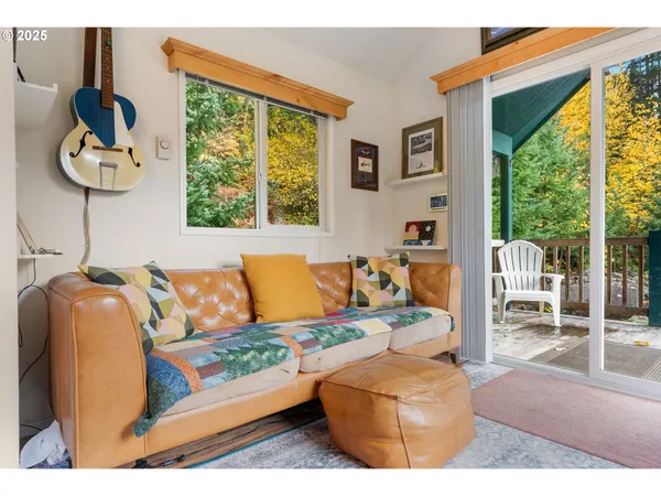 $475,000 | 372 Wind Mountain Road, Stevenson, WA 98648