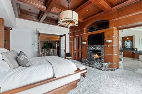 $9,995,000 | 2741 Bayside Walk, San Diego, CA 92109