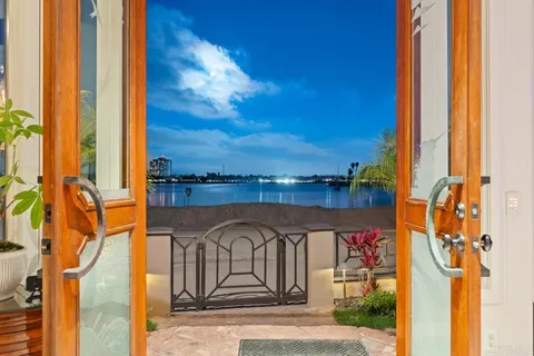 $9,995,000 | 2741 Bayside Walk, San Diego, CA 92109