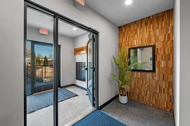 $929,000 | 11 Boynton Street, Unit 204, Swampscott, MA 01907