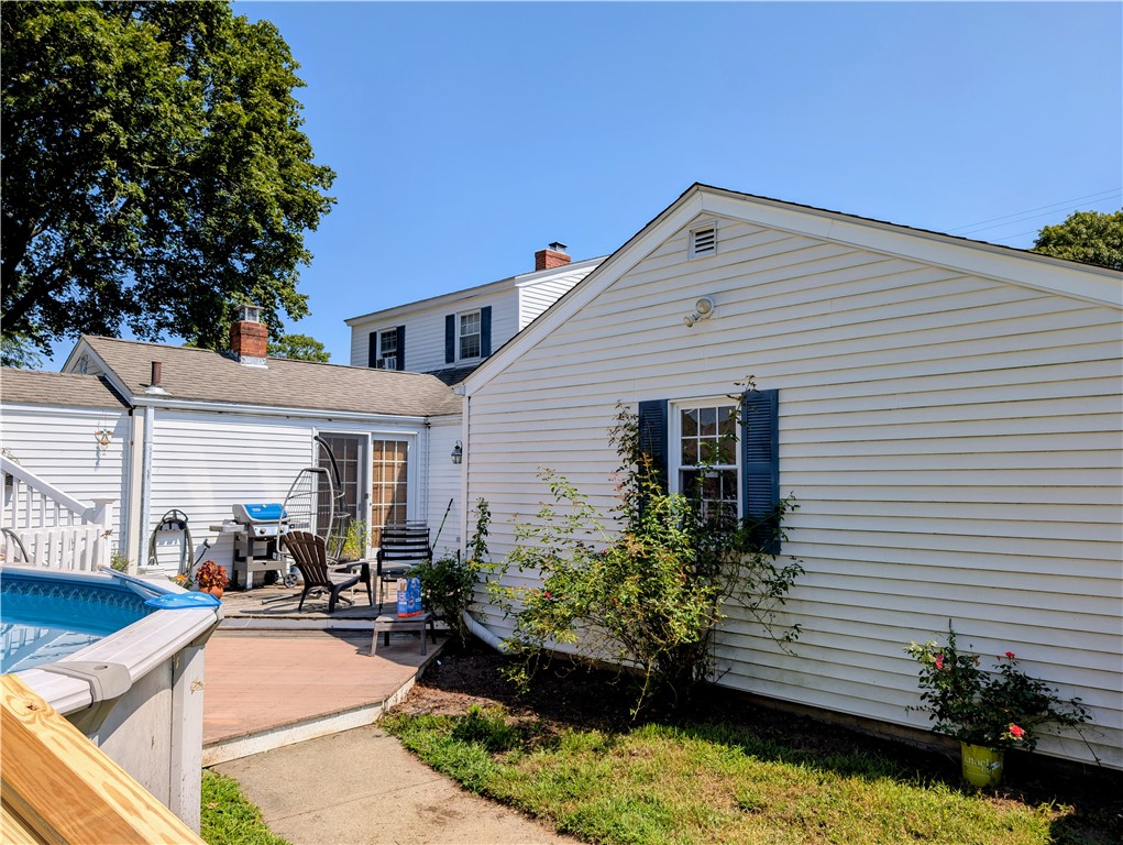 17 Stone Avenue Warwick, RI 02889 - Photo 16 of 23