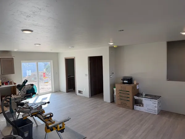 $299,900 | 112 East Law Street, New London, WI 54961