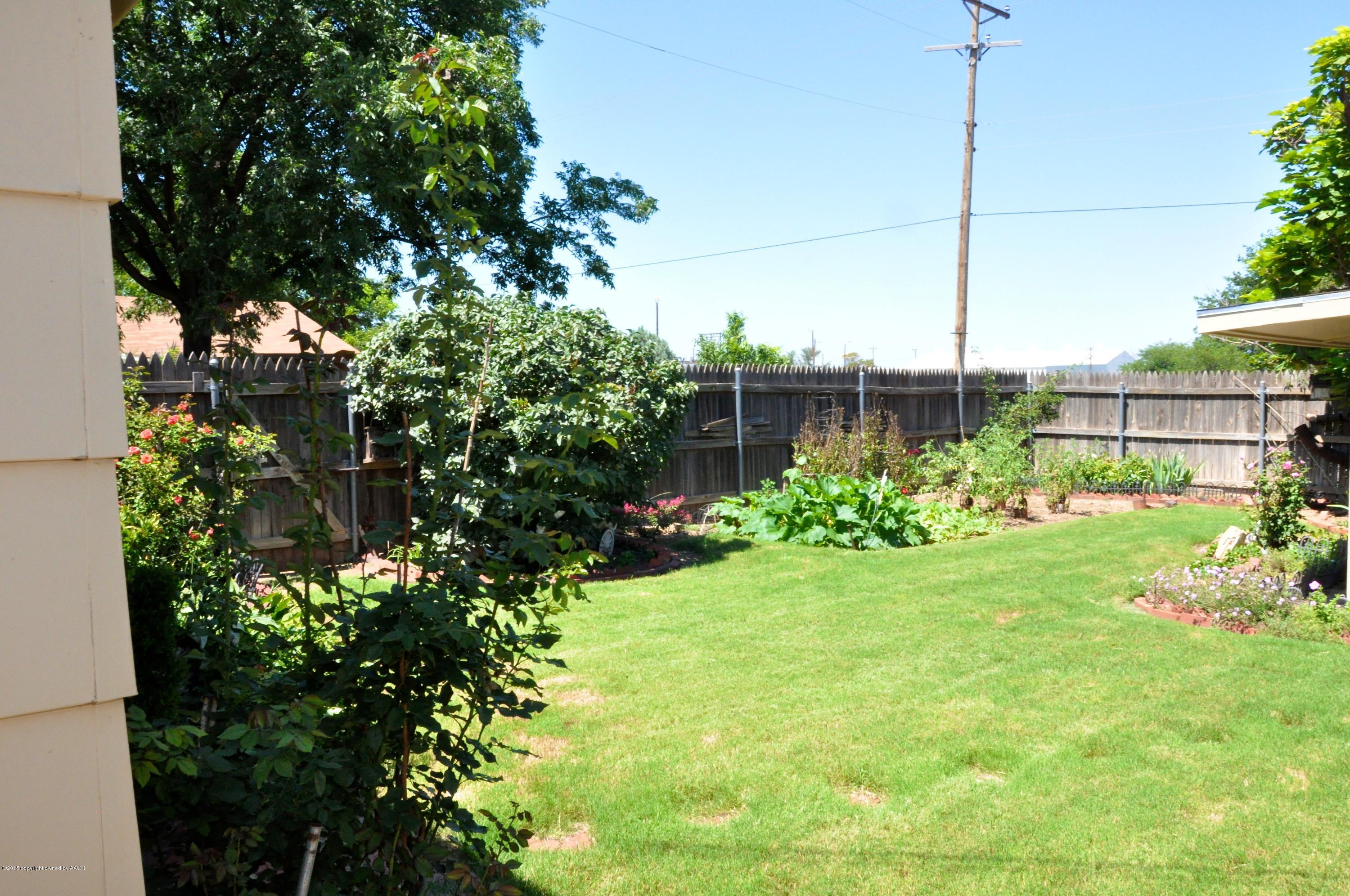 5100 Kirk Drive Amarillo, TX 79110 - Photo 19 of 22 Back Yard