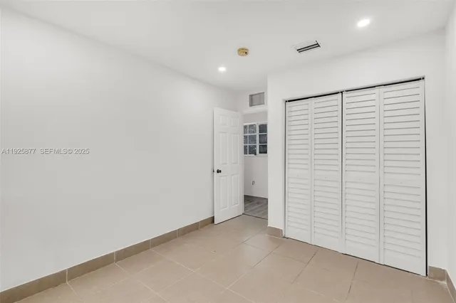 $2,400 | 4971 Northwest 179th Street, Unit 2, Miami Gardens, FL 33055