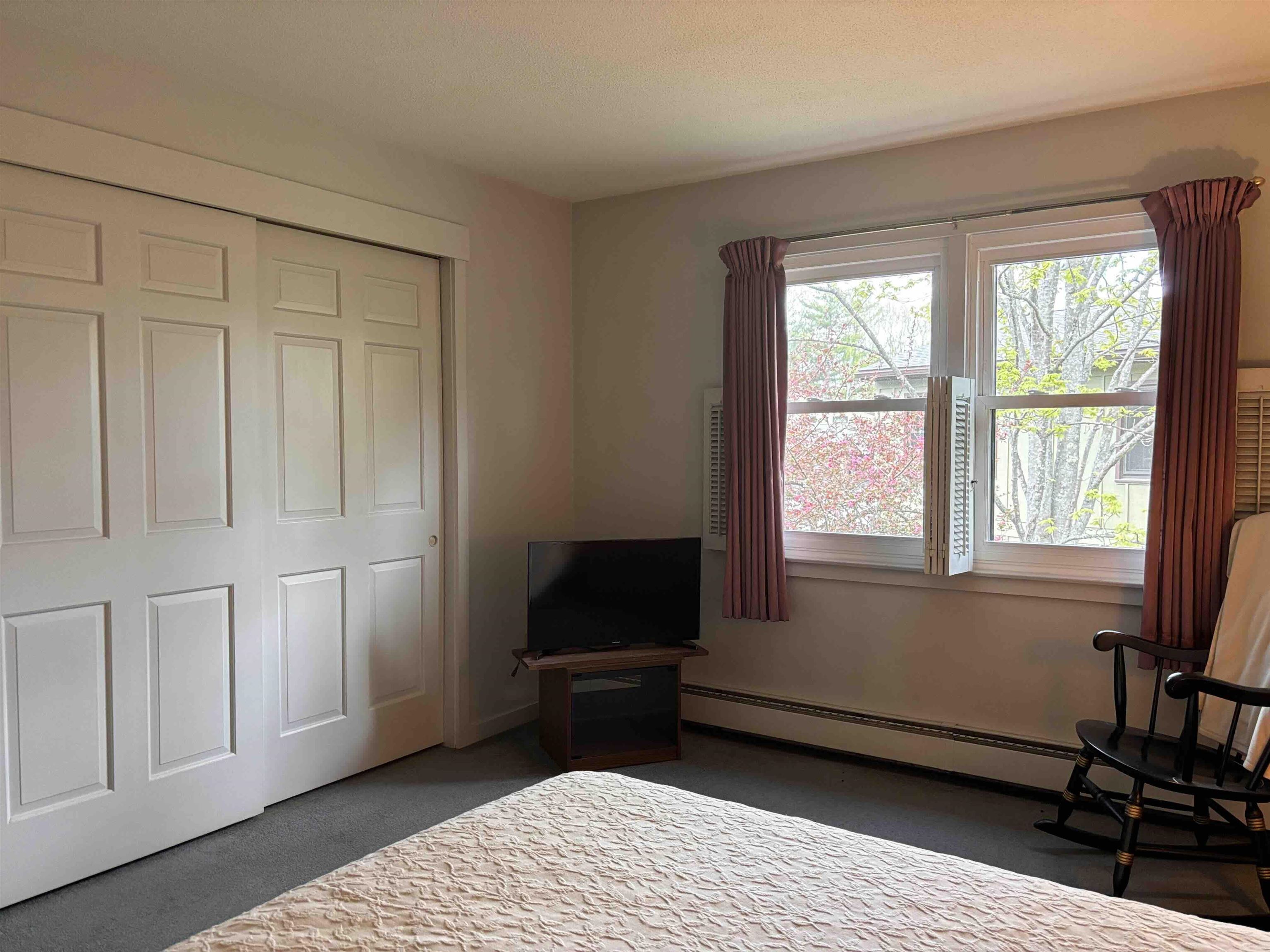34 Floyd Avenue, Unit 24 Lebanon, NH 03784 - Photo 37 of 58