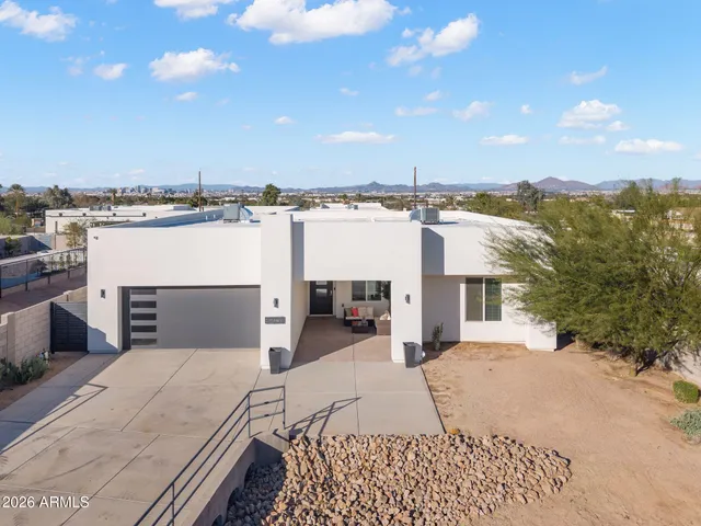 $869,900 | 2252 East South Mountain Avenue, Phoenix, AZ 85042