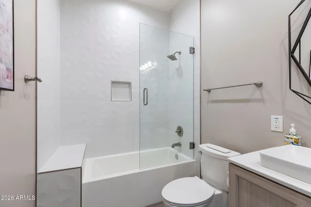 $869,900 | 2252 East South Mountain Avenue, Phoenix, AZ 85042