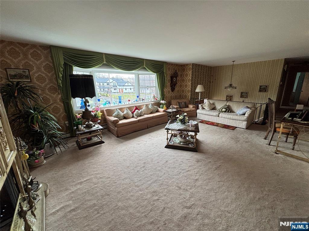 241 Prospect Avenue Park Ridge, NJ 07656 - Photo 2 of 4