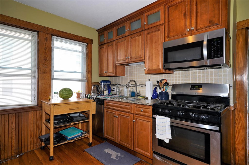 56-58 Rawson Road, Unit 56 Arlington, MA 02474 - Photo 8 of 15 Gallery Image 8