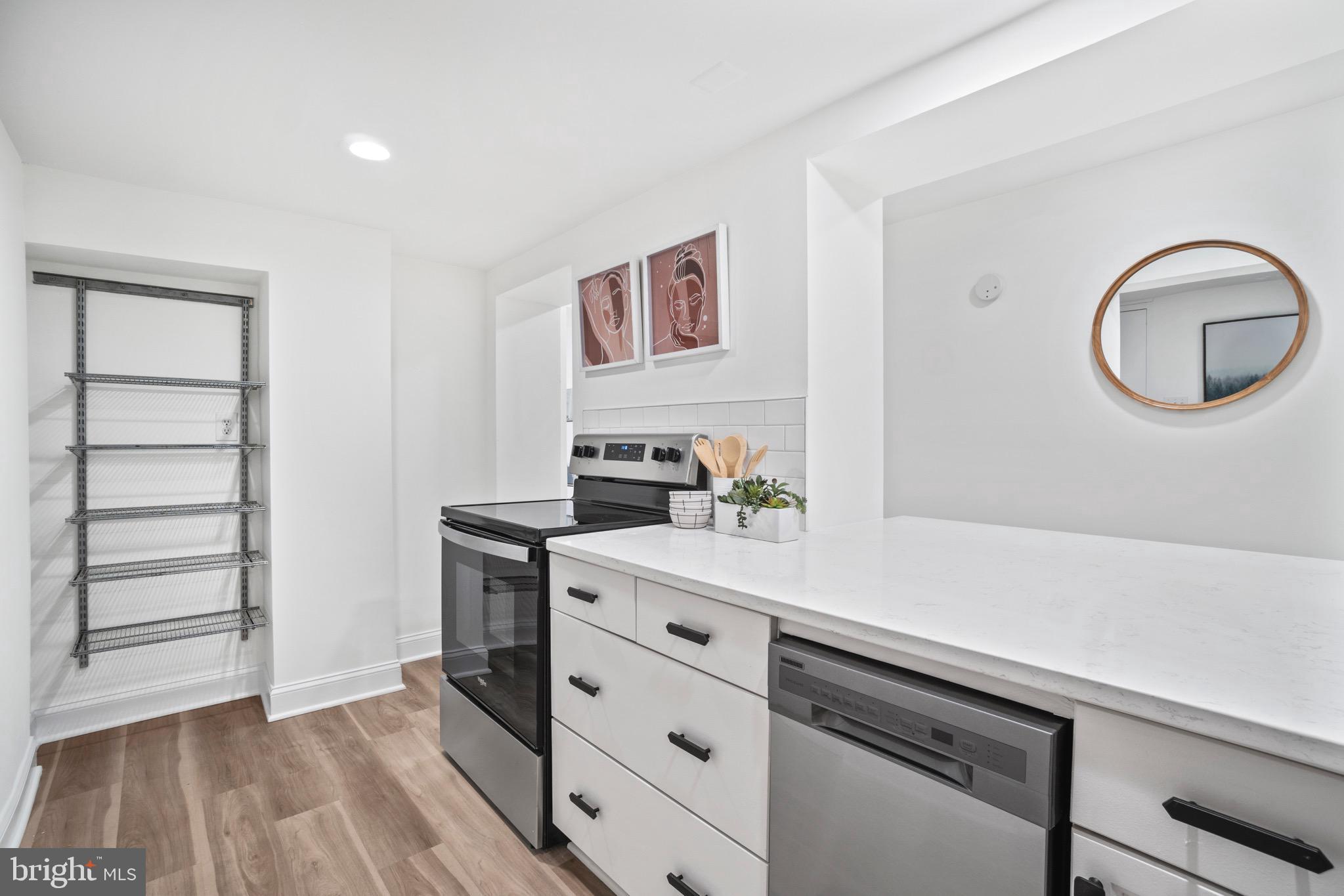 1725 Q Street Northwest, Unit G2 Washington, DC 20009 - Photo 2 of 17 Fully updated kitchen