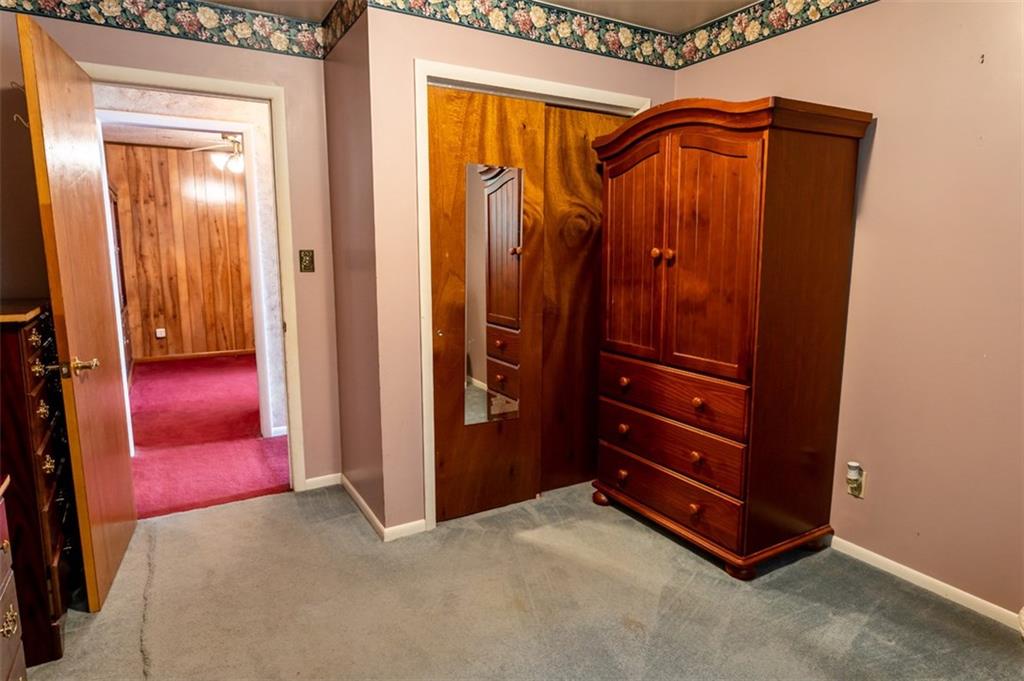 5356 Hardt Road Gibsonia, PA 15044 - Photo 8 of 25 Gallery Image 8