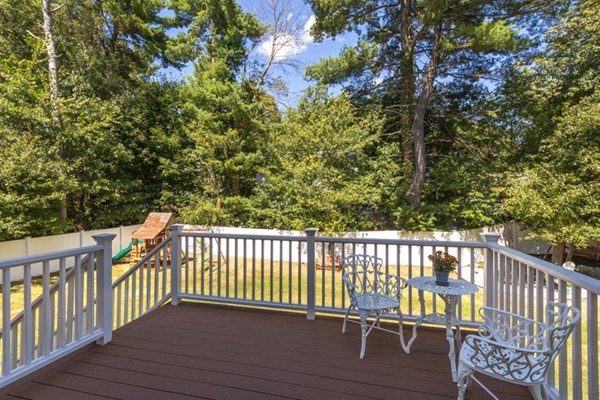 13 Cochrane Road Wilmington, MA 01887 - Photo 27 of 30 Gallery Image 27