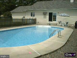 449 Schoolhouse Road Pottstown, PA 19465 - Photo 3 of 3 Gallery Image 3