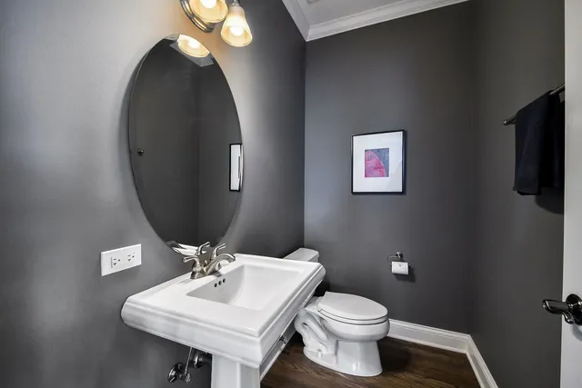 $8,000 | 460 Pennsylvania Avenue, Unit A1, Glen Ellyn, IL 60137