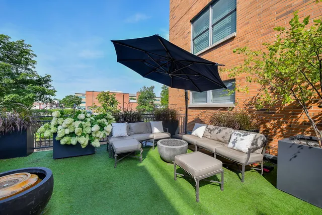 $8,000 | 460 Pennsylvania Avenue, Unit A1, Glen Ellyn, IL 60137
