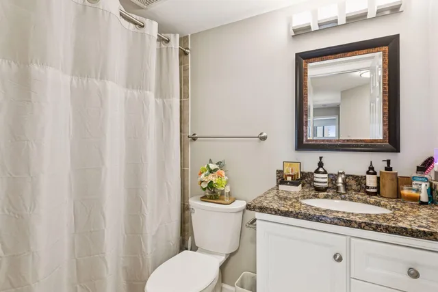 $199,900 | 78 10th Street East, Unit 1710, St. Paul, MN 55101