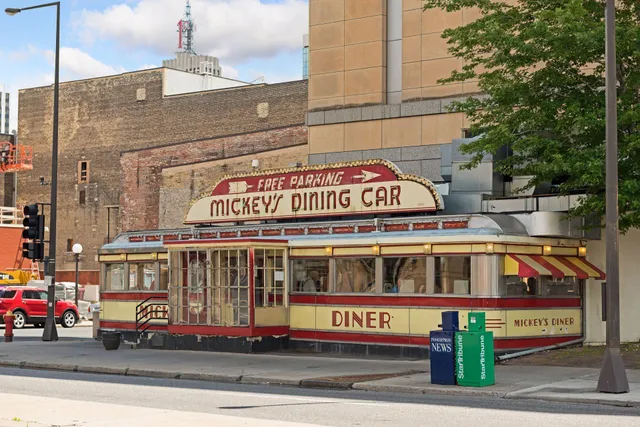 $214,900 | 78 10th Street East, Unit 1710, St. Paul, MN 55101