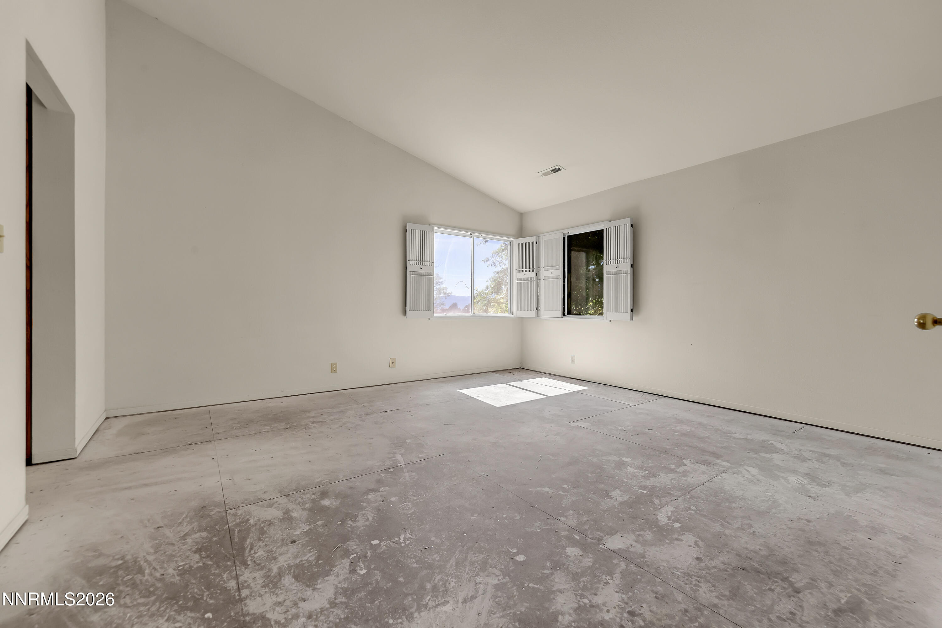 2384 Silver Ridge Drive Reno, NV 89509 - Photo 9 of 23 SilverRidge2384-020