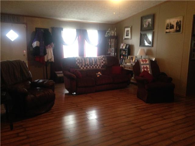 2061 Bell Road Watertown, TN 37184 - Photo 7 of 15 Looking into living room from bar area in kitchen