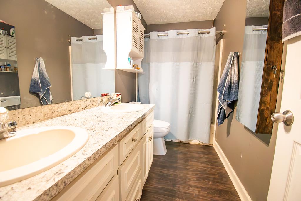 242 Lee Road Phenix City, AL 36870 - Photo 10 of 16 Gallery Image 10