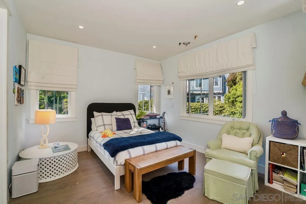 5769 Waverly Avenue La Jolla, CA 92037 - Photo 19 of 30 a living room with furniture and a window