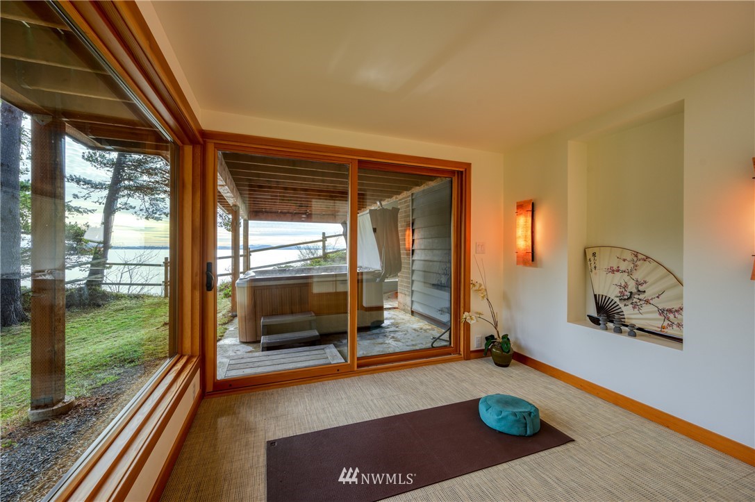 340 Cove Road Bellingham, WA 98229 - Photo 25 of 40 a room with wooden floor and pool table