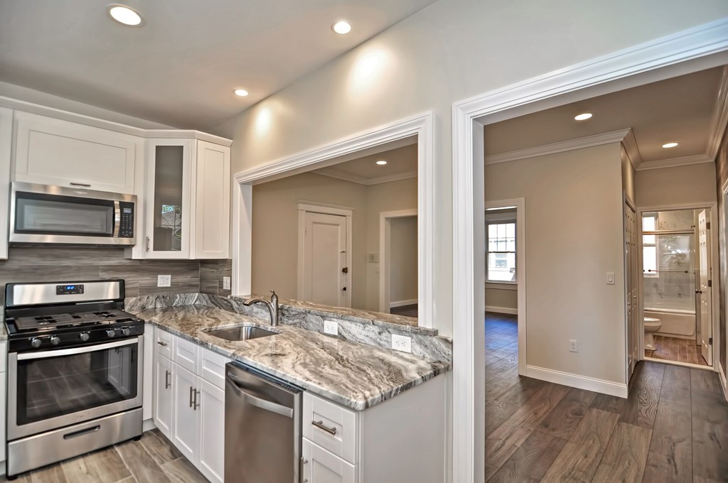 453 Washington Street, Unit 4 Brookline, MA 02446 - Photo 4 of 12