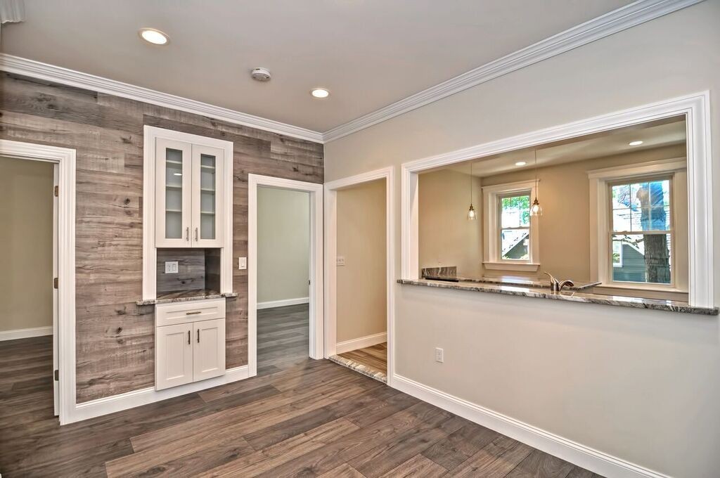 453 Washington Street, Unit 4 Brookline, MA 02446 - Photo 5 of 12