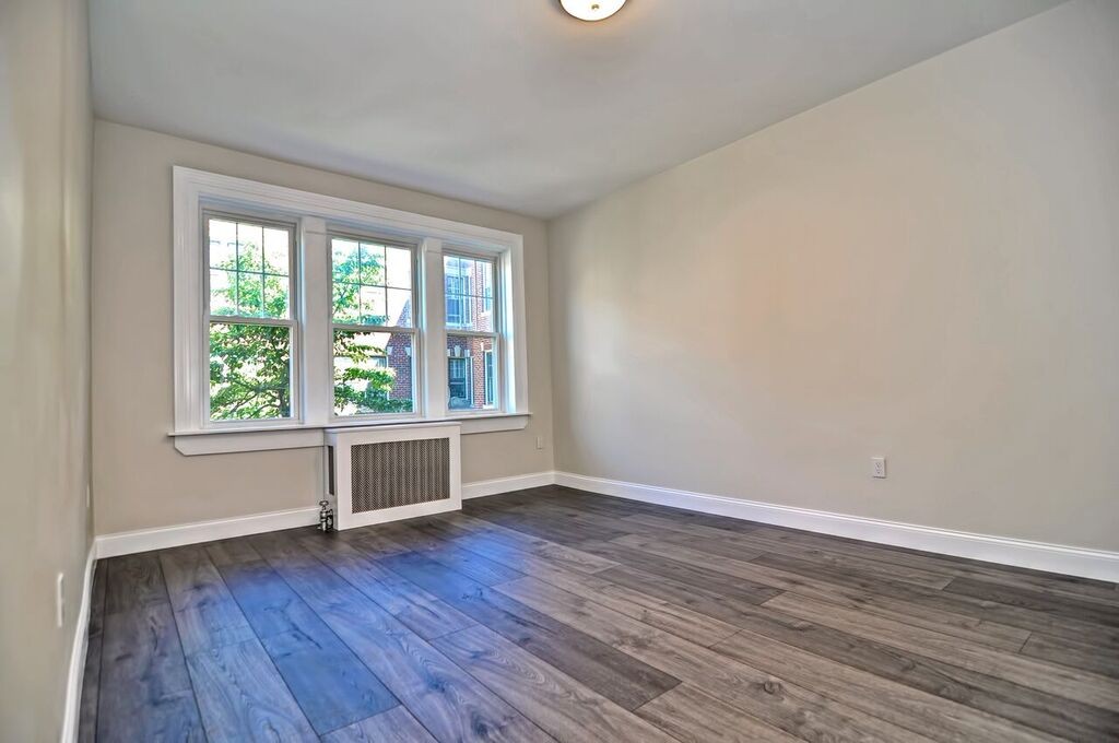 453 Washington Street, Unit 4 Brookline, MA 02446 - Photo 10 of 12