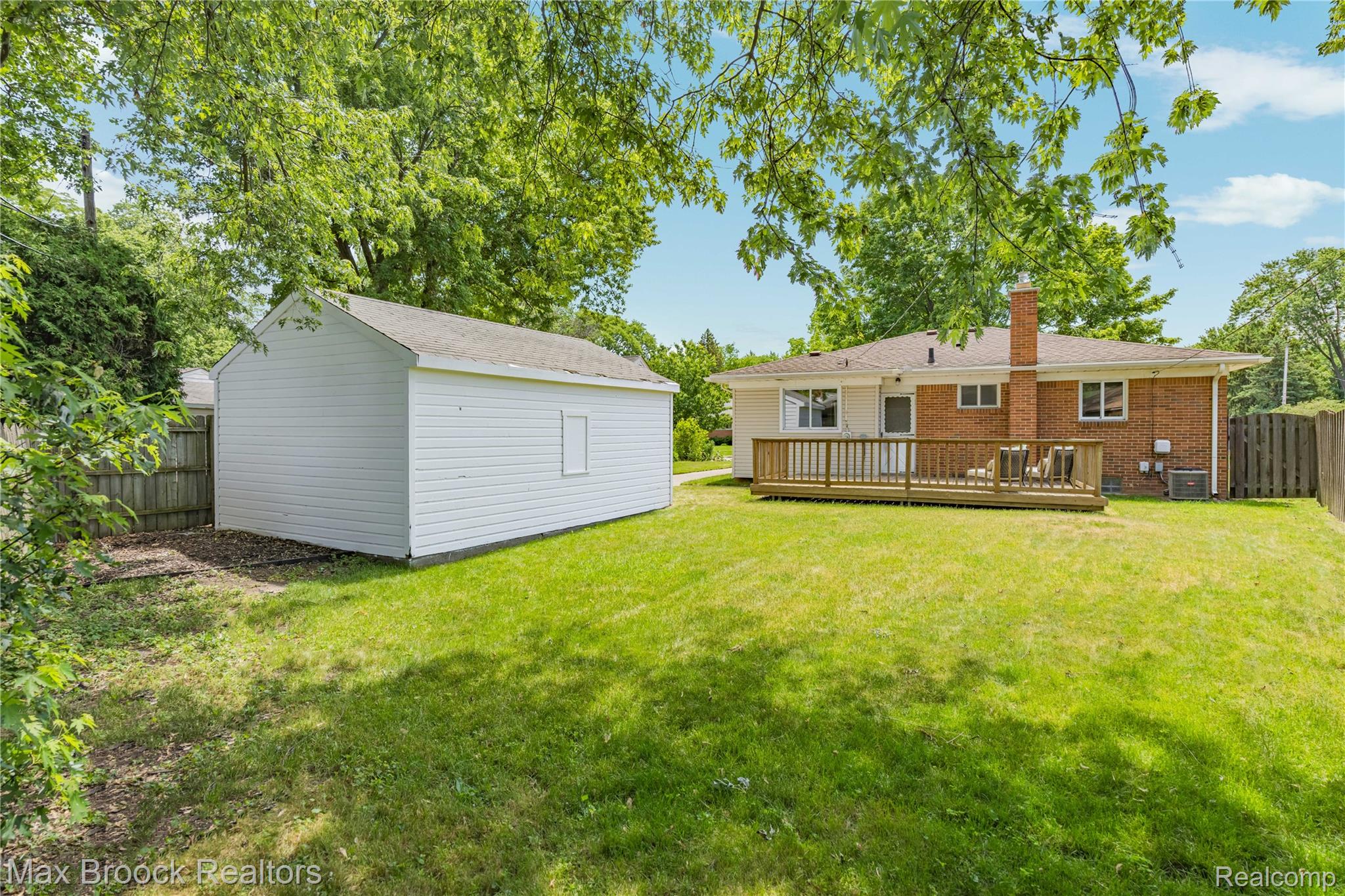 1918 Massoit Road Royal Oak, MI 48073 - Photo 27 of 36 Cozy, low maintenance Backyard