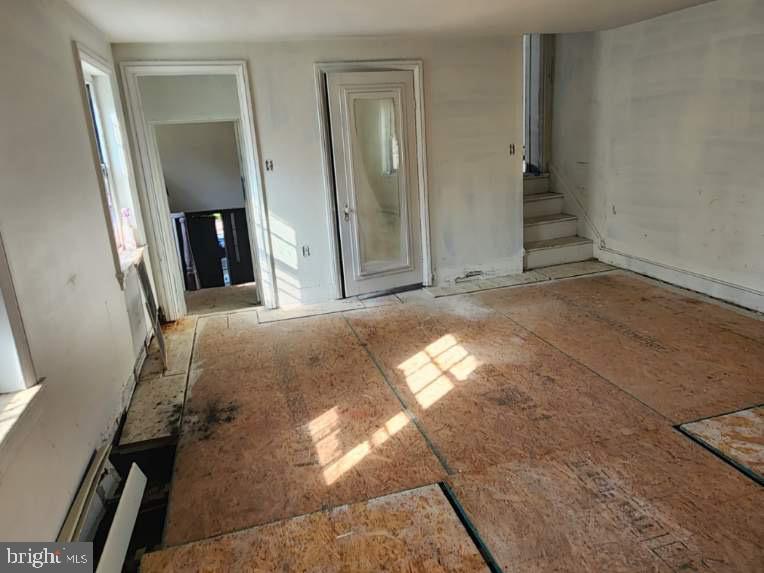 91 West Broadway Salem, NJ 08079 - Photo 16 of 20 a view of empty room