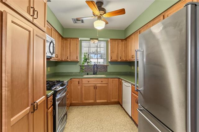 740 Deerfield Road Gretna, LA 70056 - Photo 8 of 16 Gallery Image 8