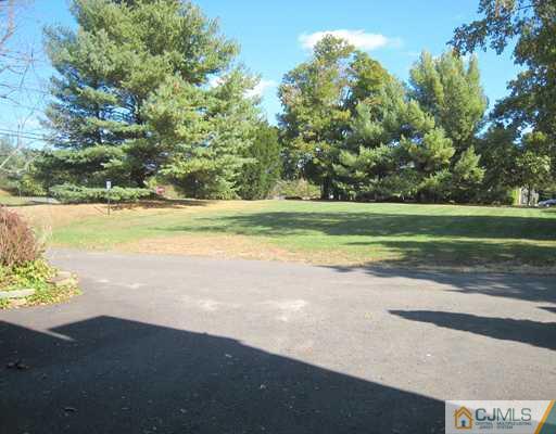 5 Old Ridge Road Monmouth Junction, NJ 08852 - Photo 23 of 24 a view of an ocean and beach