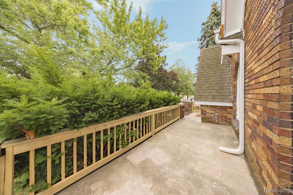 5519 Nottingham Road Detroit, MI 48224 - Photo 34 of 46