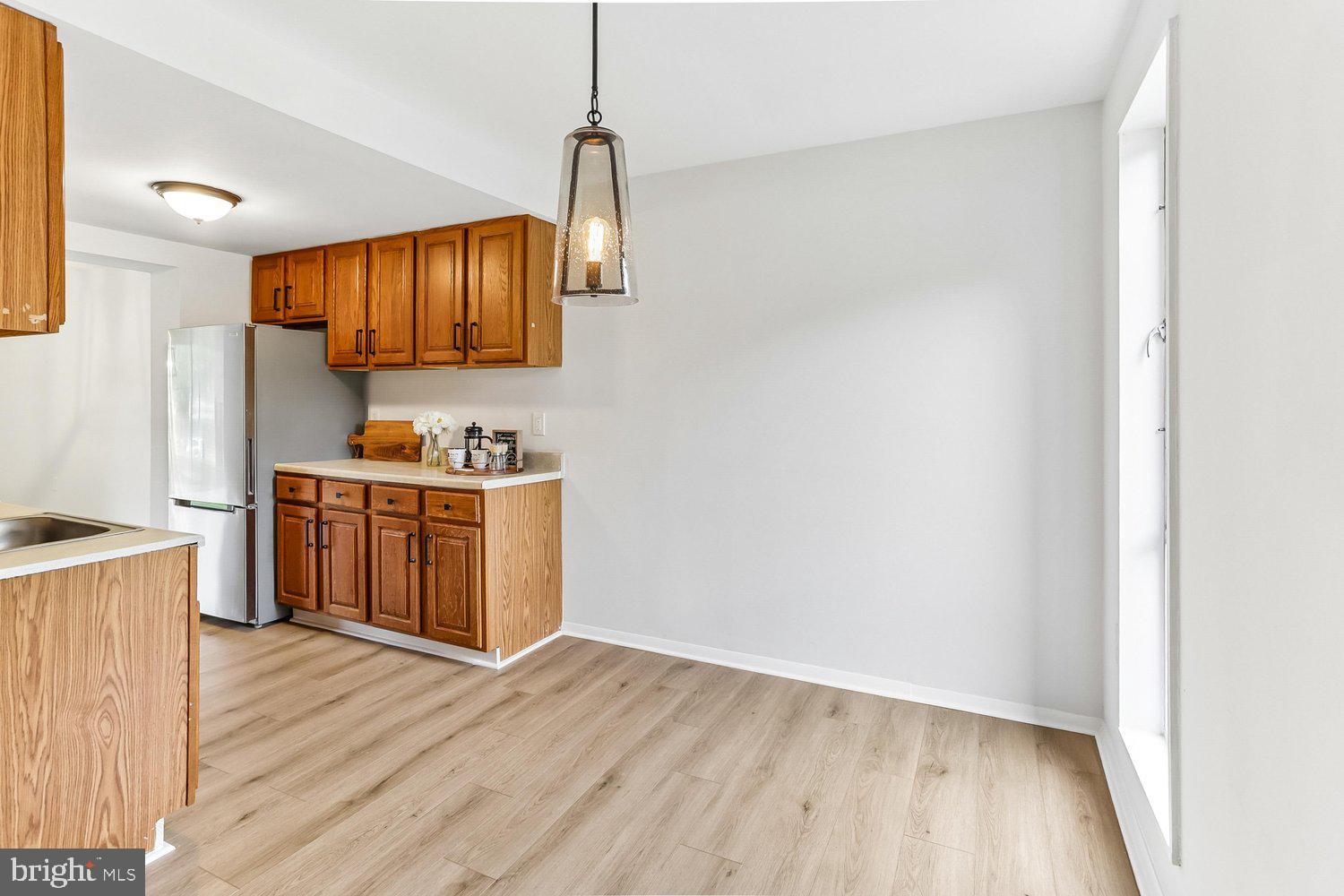11191 Columbia Pike, Unit 41 Silver Spring, MD 20901 - Photo 12 of 52 Breakfast Area